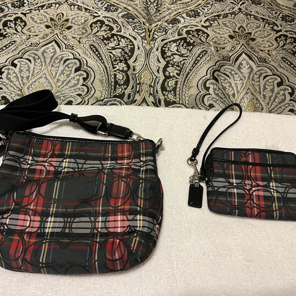 Coach Small Signature Crossbody Set - Picture 2 of 5